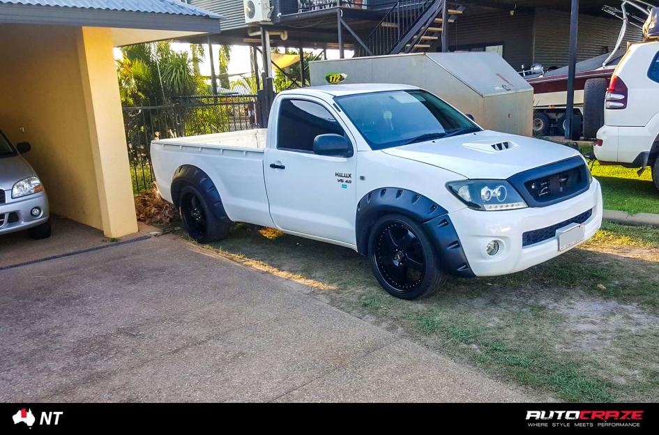 TOYOTA HILUX 2WD (2005 ONWARDS) FR